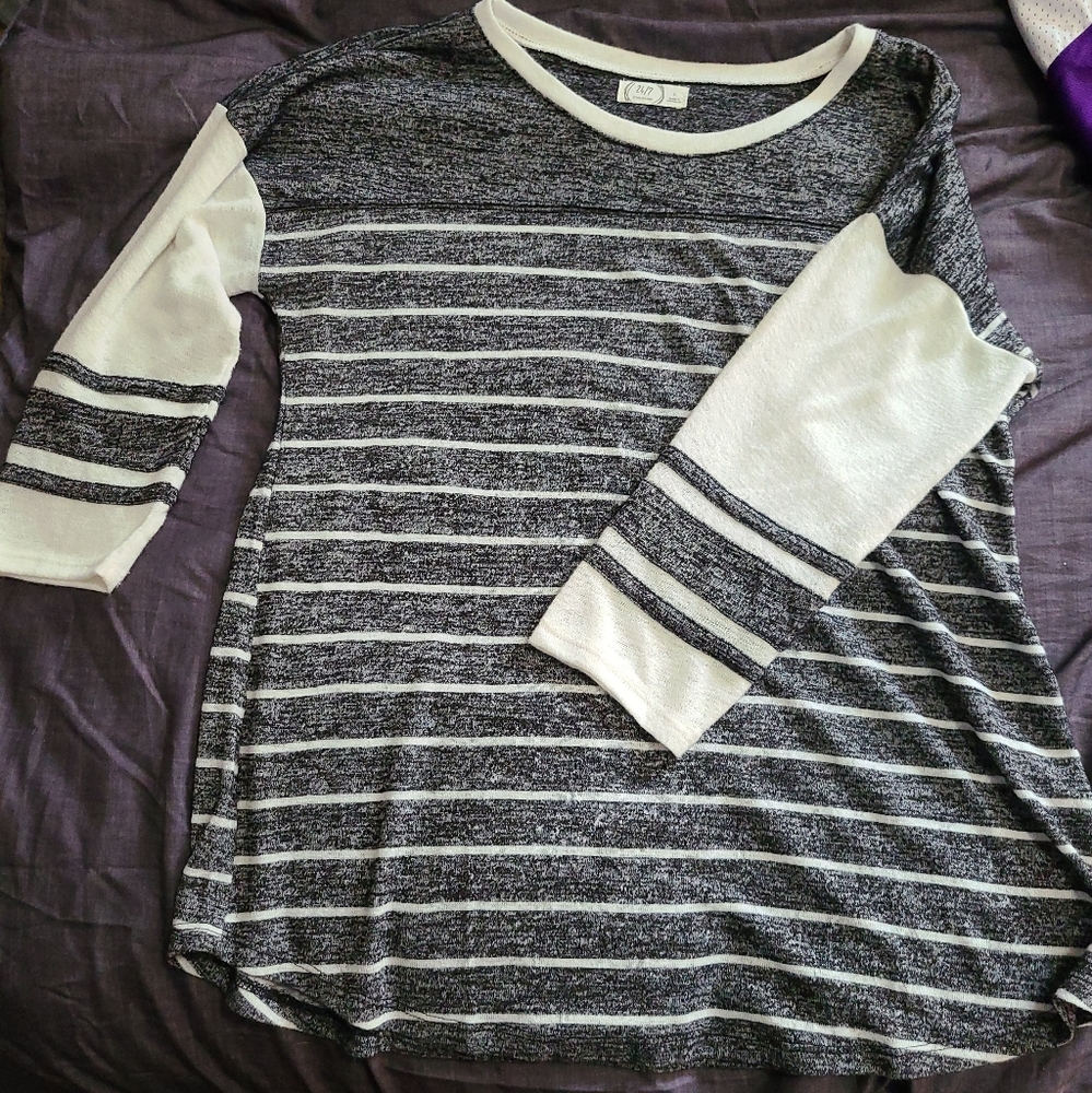 Maurices 3/4 sleeve striped shirt